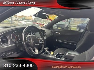 2016 Dodge Charger SXT - Photo 14 - Flint, MI 48503