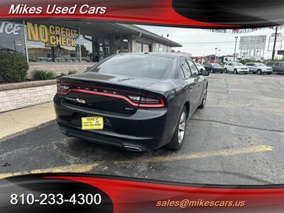 2016 Dodge Charger SXT - Photo 6 - Flint, MI 48503