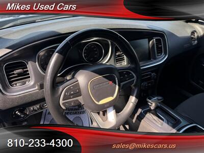 2015 Dodge Charger SXT   - Photo 12 - Flint, MI 48503