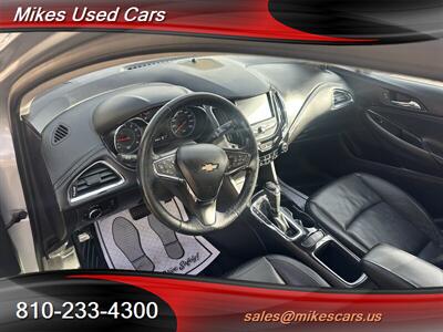 2017 Chevrolet Cruze Premier Auto   - Photo 8 - Flint, MI 48503