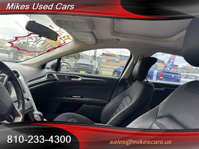 2013 Ford Fusion SE   - Photo 8 - Flint, MI 48503