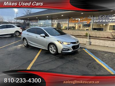 2017 Chevrolet Cruze LT Auto   - Photo 2 - Flint, MI 48503
