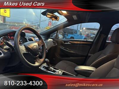 2017 Chevrolet Cruze LT Auto   - Photo 25 - Flint, MI 48503