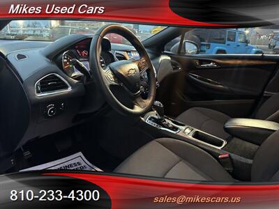 2017 Chevrolet Cruze LT Auto   - Photo 27 - Flint, MI 48503