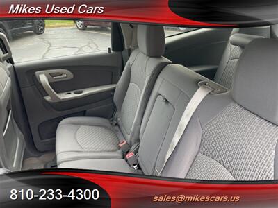 2012 Chevrolet Traverse LS   - Photo 22 - Flint, MI 48503