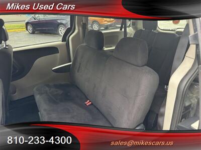 2016 Dodge Grand Caravan SXT - Photo 20 - Flint, MI 48503