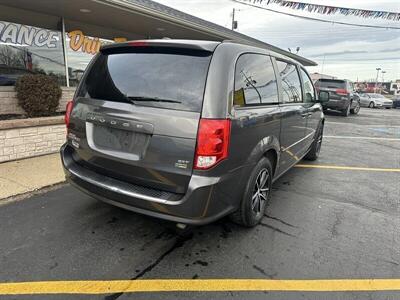 2016 Dodge Grand Caravan SXT - Photo 24 - Flint, MI 48503