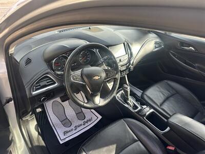 2017 Chevrolet Cruze Premier Auto - Photo 16 - Flint, MI 48503