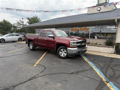 2017 Chevrolet Silverado 1500 LT - Photo 2 - Flint, MI 48503