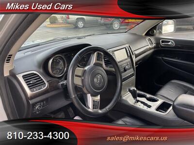 2011 Jeep Grand Cherokee Laredo   - Photo 46 - Flint, MI 48503