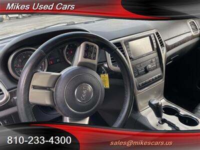 2011 Jeep Grand Cherokee Laredo   - Photo 41 - Flint, MI 48503