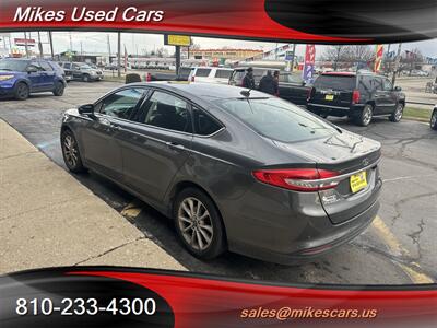 2017 Ford Fusion SE   - Photo 4 - Flint, MI 48503