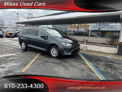 2020 Chrysler Pacifica Touring L   - Photo 1 - Flint, MI 48503