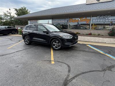 2025 Ford Escape ST-Line   - Photo 2 - Flint, MI 48503