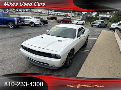 2014 Dodge Challenger SXT   - Photo 3 - Flint, MI 48503