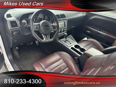 2014 Dodge Challenger SXT   - Photo 10 - Flint, MI 48503