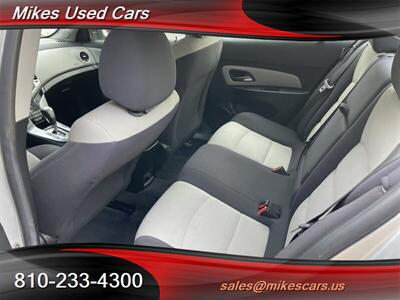 2012 Chevrolet Cruze LS - Photo 30 - Flint, MI 48503