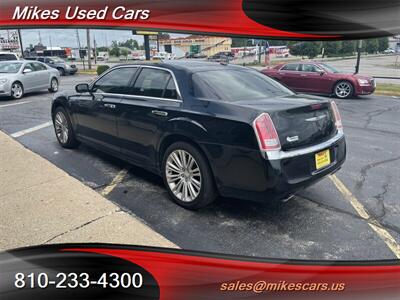 2011 Chrysler 300 Series Limited   - Photo 97 - Flint, MI 48503