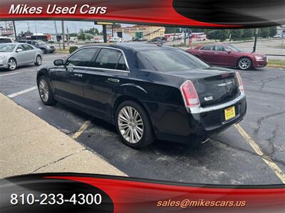 2011 Chrysler 300 Series Limited   - Photo 69 - Flint, MI 48503