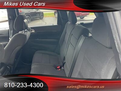2011 Jeep Grand Cherokee Laredo   - Photo 68 - Flint, MI 48503