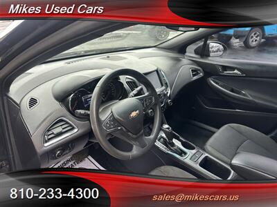 2018 Chevrolet Cruze LT Auto   - Photo 25 - Flint, MI 48503