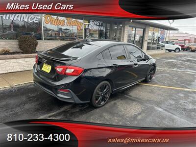 2018 Chevrolet Cruze LT Auto   - Photo 13 - Flint, MI 48503