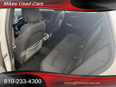 2020 Chevrolet Malibu LT - Photo 9 - Flint, MI 48503