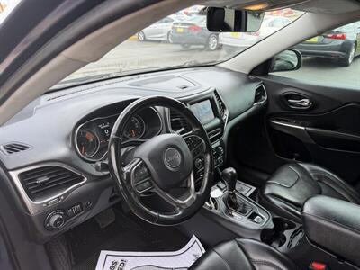 2019 Jeep Cherokee Latitude Plus   - Photo 10 - Flint, MI 48503