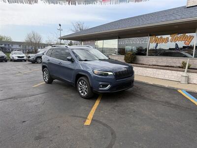 2019 Jeep Cherokee Latitude Plus   - Photo 2 - Flint, MI 48503