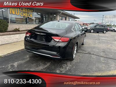 2015 Chrysler 200 Limited   - Photo 5 - Flint, MI 48503