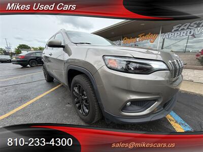 2021 Jeep Cherokee Latitude Lux   - Photo 2 - Flint, MI 48503