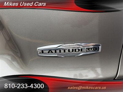 2021 Jeep Cherokee Latitude Lux   - Photo 9 - Flint, MI 48503