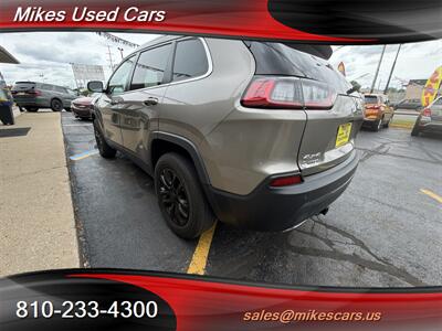 2021 Jeep Cherokee Latitude Lux   - Photo 4 - Flint, MI 48503