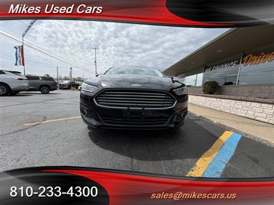 2016 Ford Fusion SE   - Photo 2 - Flint, MI 48503