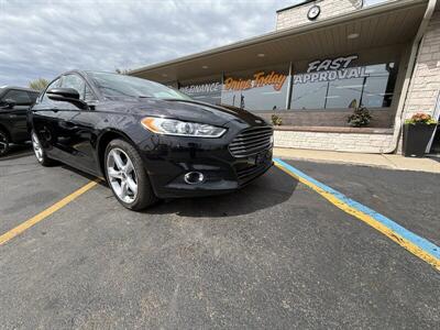 2016 Ford Fusion SE - Photo 1 - Flint, MI 48503