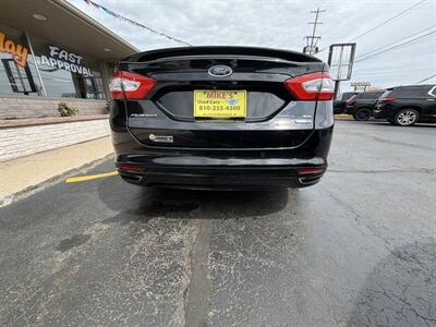 2016 Ford Fusion SE - Photo 5 - Flint, MI 48503