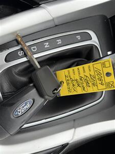 2016 Ford Fusion SE   - Photo 10 - Flint, MI 48503