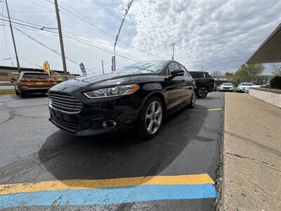 2016 Ford Fusion SE - Photo 3 - Flint, MI 48503