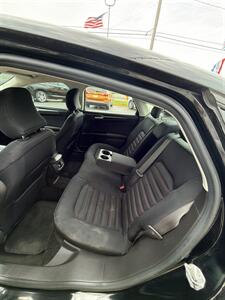 2016 Ford Fusion SE   - Photo 7 - Flint, MI 48503