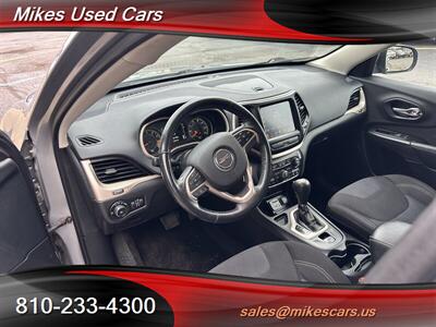 2015 Jeep Cherokee Latitude   - Photo 8 - Flint, MI 48503