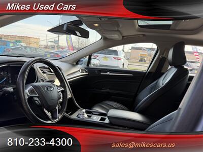 2020 Ford Fusion Titanium   - Photo 12 - Flint, MI 48503