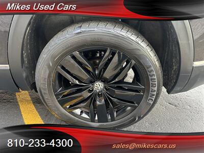 2018 Volkswagen Atlas V6 SEL Premium 4Motion - Photo 9 - Flint, MI 48503