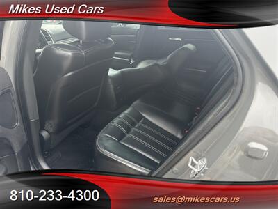2017 Chrysler 300 Series S   - Photo 11 - Flint, MI 48503