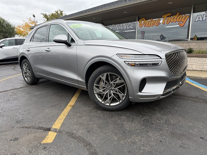 2025 GENESIS GV70 Standard