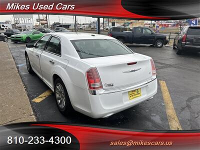 2012 Chrysler 200 Limited   - Photo 35 - Flint, MI 48503