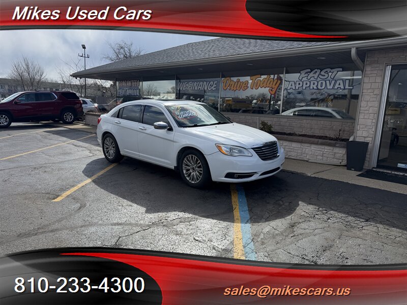 2012 Chrysler 200 Limited   - Photo 1 - Flint, MI 48503