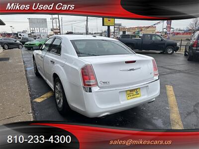 2012 Chrysler 200 Limited   - Photo 45 - Flint, MI 48503