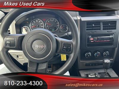 2012 Jeep Liberty Sport - Photo 16 - Flint, MI 48503