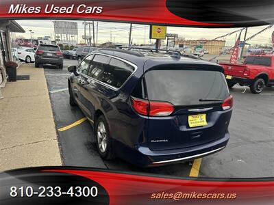 2018 Chrysler Pacifica Touring Plus   - Photo 14 - Flint, MI 48503