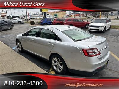 2015 Ford Taurus SEL   - Photo 62 - Flint, MI 48503